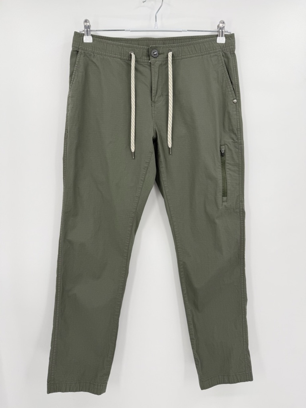 Vuori Olive Drawstring Cargo Joggers